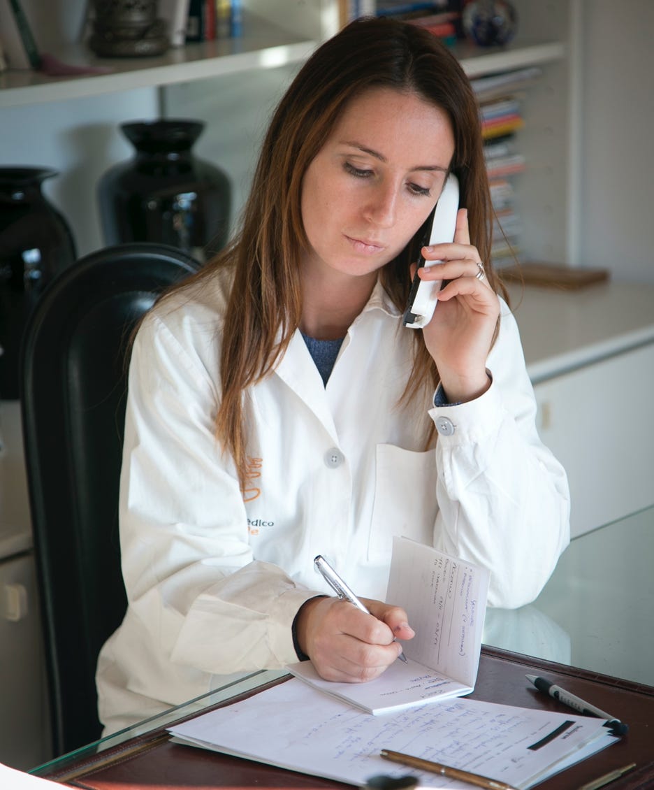 Receptionist at evolve, taking appointments 24 hours a day